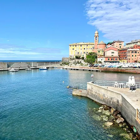 Mae Nervi A 2 Passi Dal Mare Апартаменты